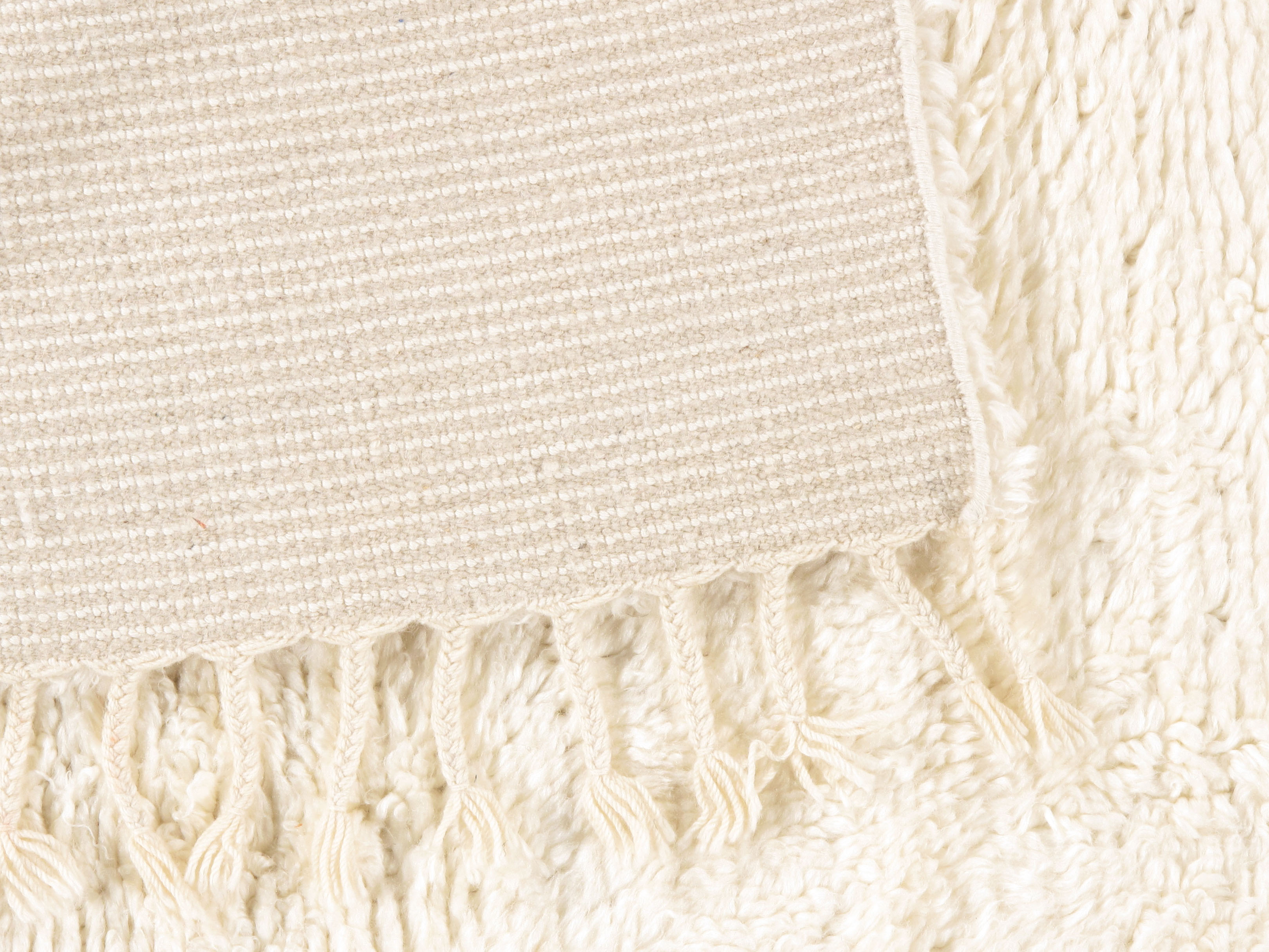 Moroccan Style Fluffy Solid Ivory Rug N3938 Lavender Oriental Carpets